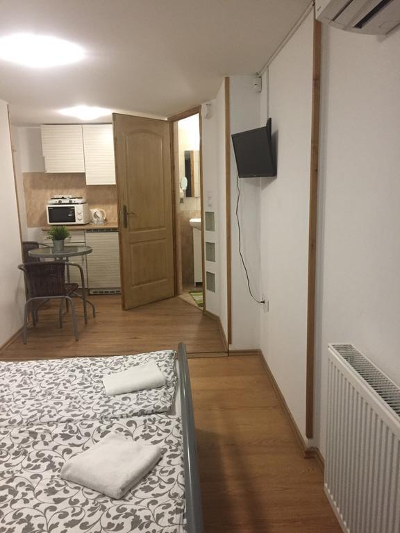 Апартаменты Apartman Vorosmarty Будапешт Экстерьер фото